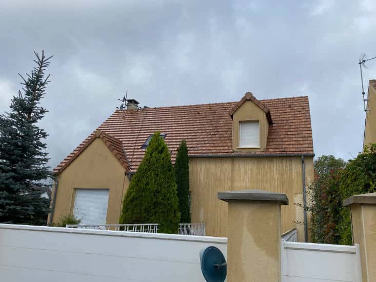 intervention sur une toiture à Boullay-les-Troux - changement de sollins sur un pied de cheminée